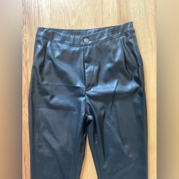 Entro Black Faux Leather Pants, Size Medium - Picture 3 of 8